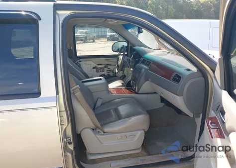 2013 Chevrolet Tahoe Ltz из США, поврежденный, VIN 1GNSKCE07DR187842